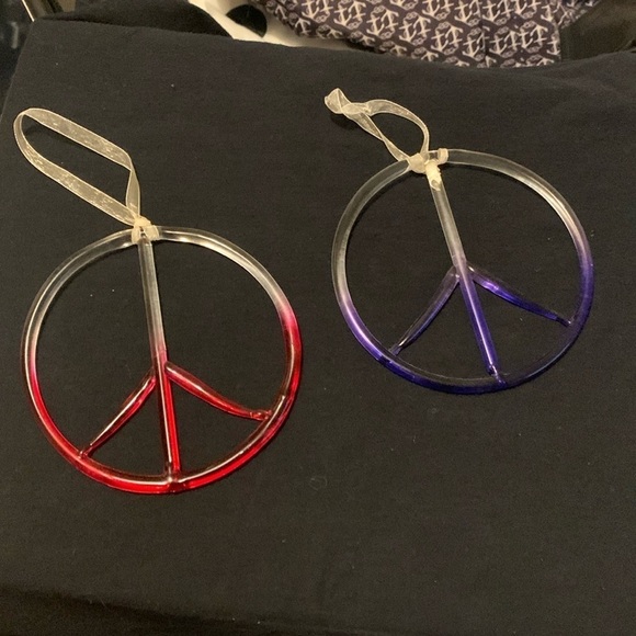 Glass Ombre peace sign hanging ornaments 5”